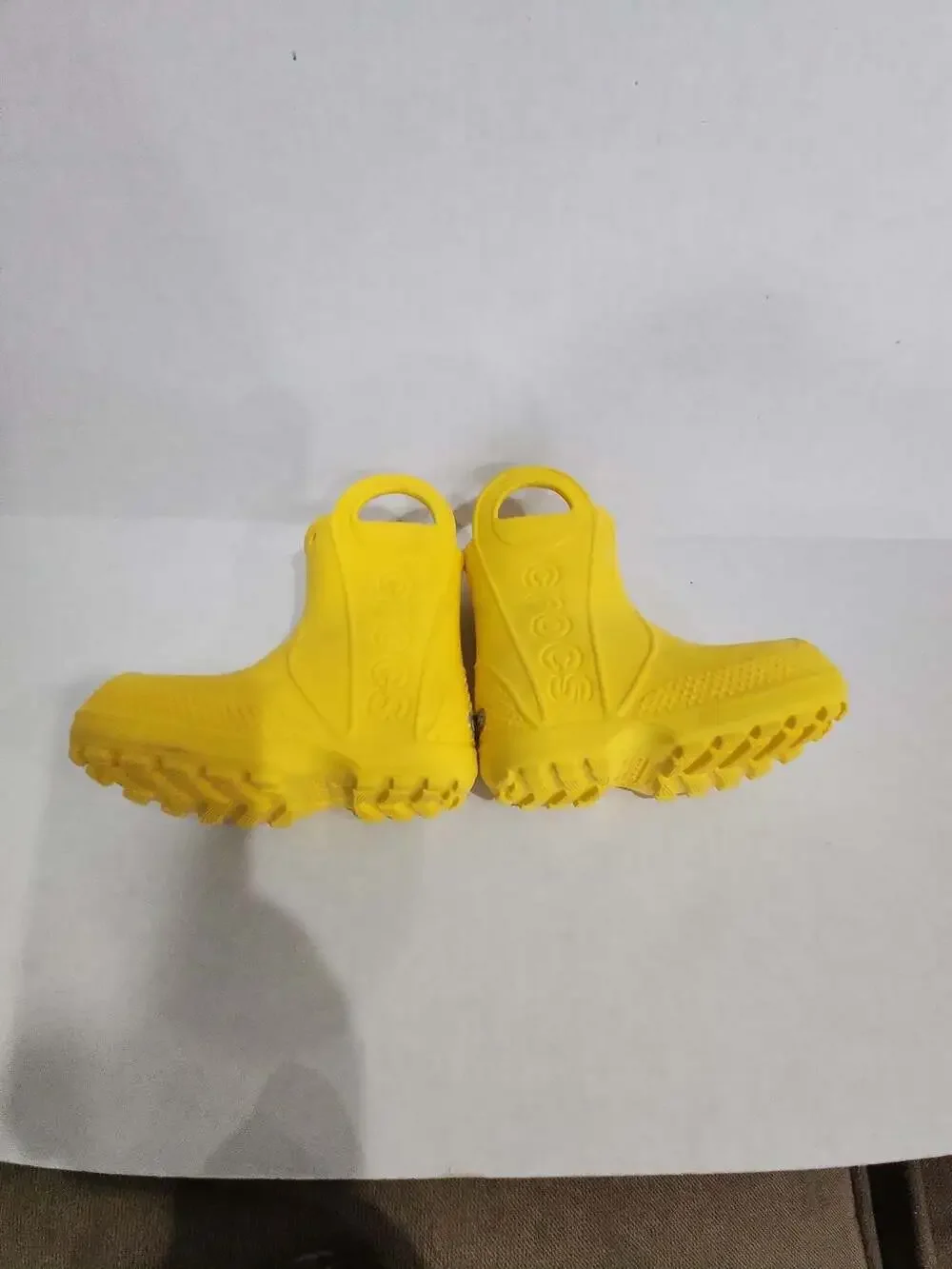 Crocs Handle It Rain Boots Yellow Size C8